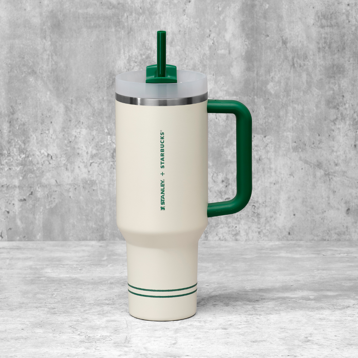 Stanley x Starbucks Classics: Connected in Green Stainless Steel Quencher 1.2L (40oz)