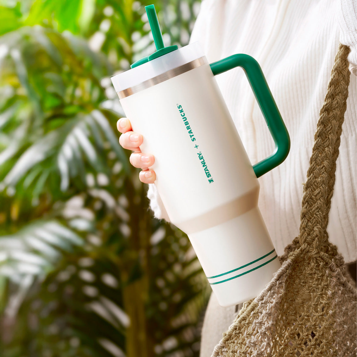 Stanley x Starbucks Classics: Connected in Green Stainless Steel Quencher 1.2L (40oz)